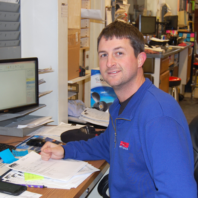 Derik Burger (Service Manager)